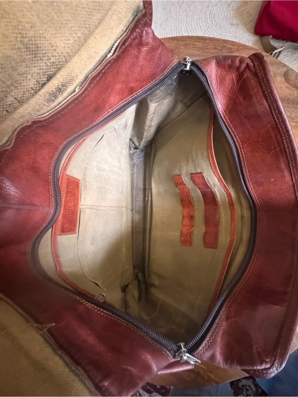 Carbon2Cobalt Overlander Messenger Bag Rust Brown Leather Worn-In Vintage Look